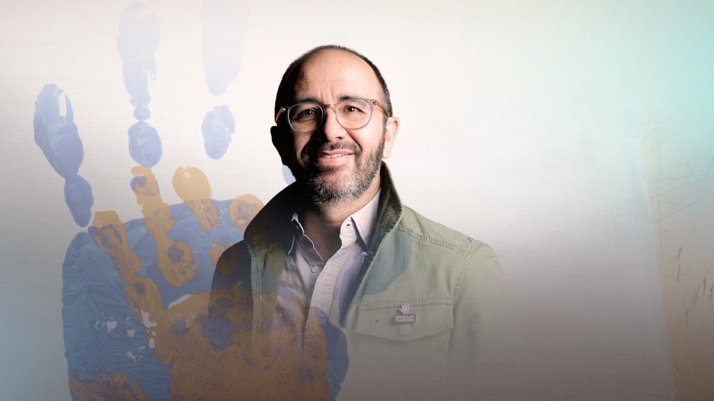 Andrés Moya: el economista que trabaja por la salud mental y el cuidado de la primera infancia.